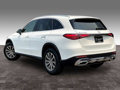 Certified 2023 Mercedes-Benz GLC 300 4MATIC image 4