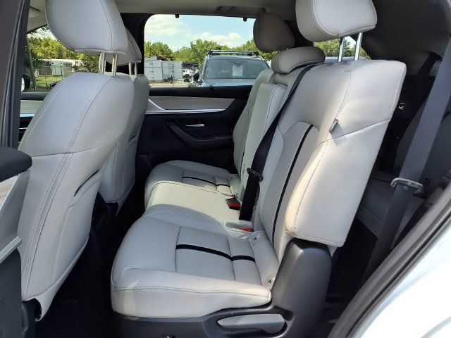 New 2026 MAZDA CX-90 3.3 Turbo w/ Preferred Package AWD/4WD image 13