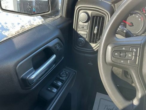 Used 2022 Chevrolet Silverado 1500 Custom image 25