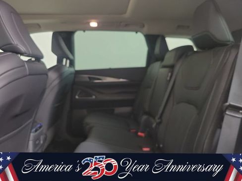 Certified 2025 INFINITI QX60 Luxe AWD/4WD image 10