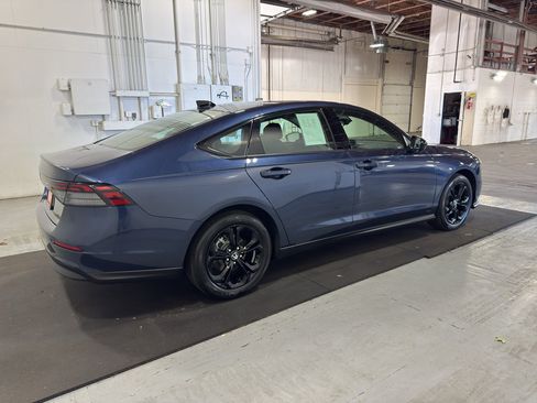 Used 2025 Honda Accord SE image 8