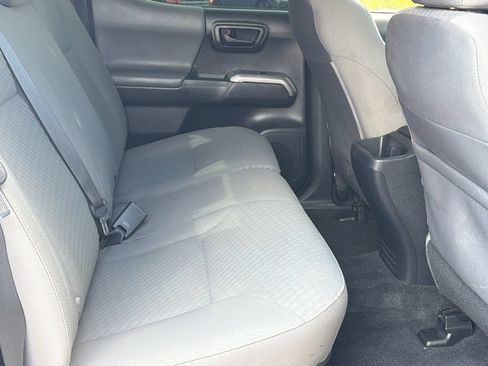 Used 2022 Toyota Tacoma SR5 w/ Technology Package RWD image 15
