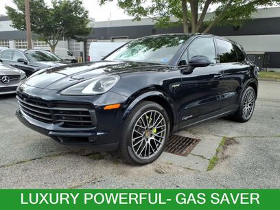 Used 2023 Porsche Cayenne Platinum Edition