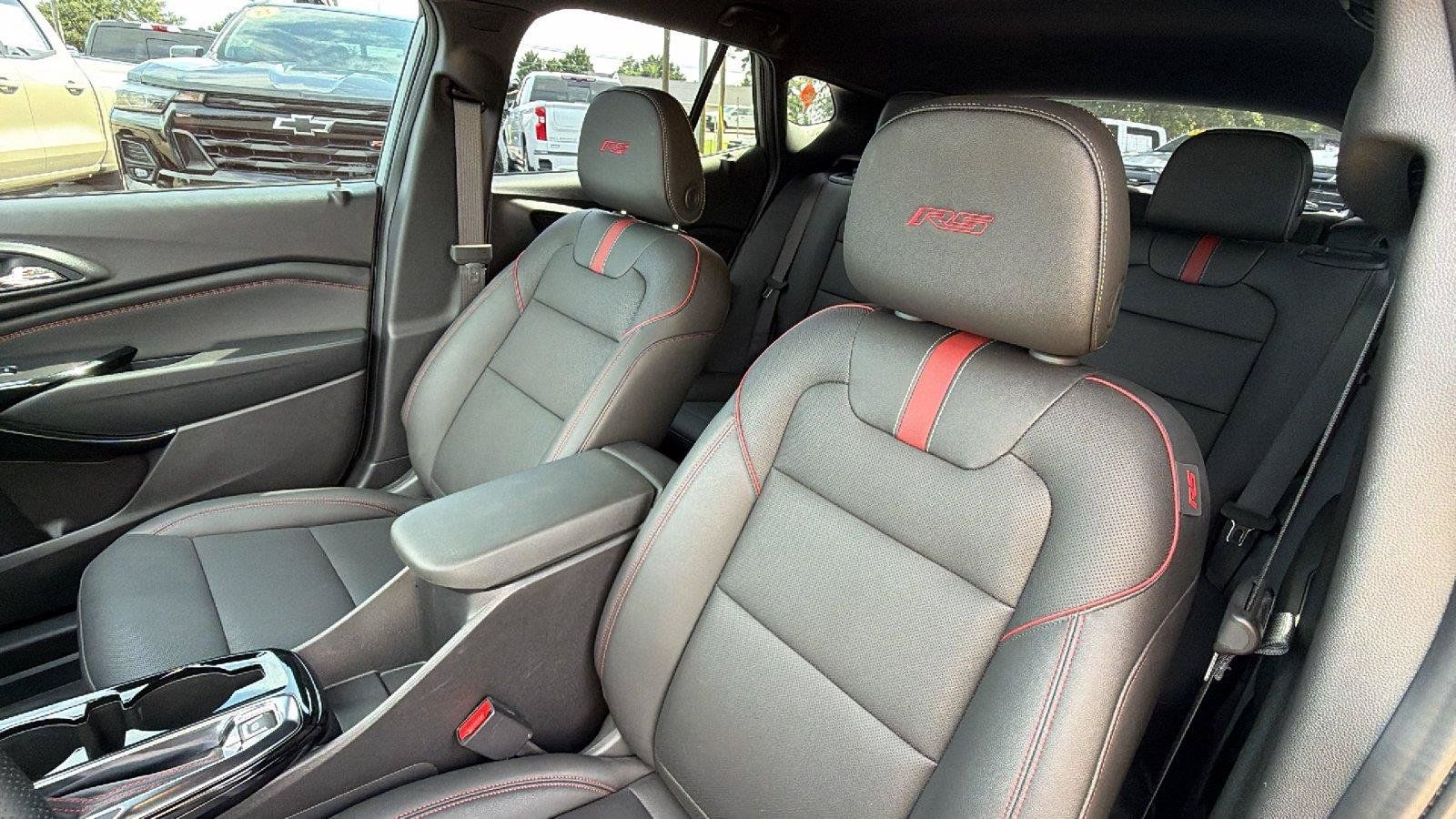 New 2026 Chevrolet Trax RS w/ Driver Confidence Package FWD image 17