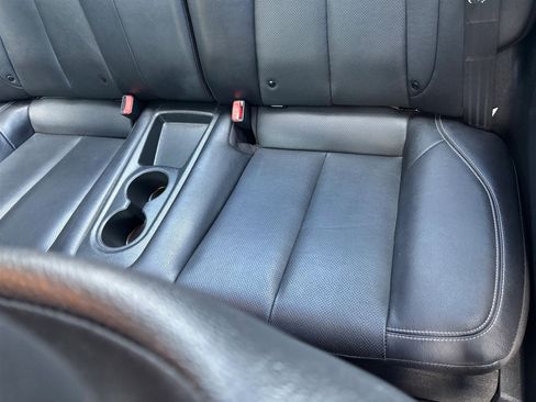 Used 2016 Hyundai Veloster Turbo image 11