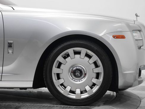 Used 2013 Rolls-Royce Ghost RWD image 51