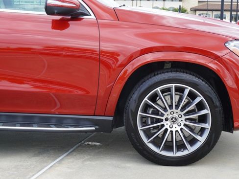Used 2025 Mercedes-Benz GLE 350 4MATIC image 9