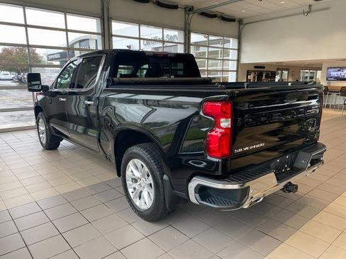 Used 2021 Chevrolet Silverado 1500 LTZ w/ Technology Package image 5