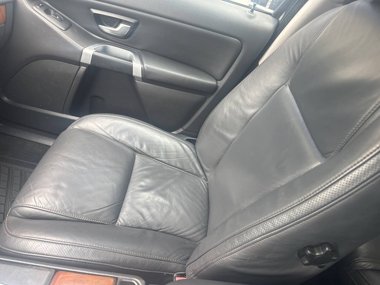Used 2010 Volvo XC90 V8 AWD/4WD image 36