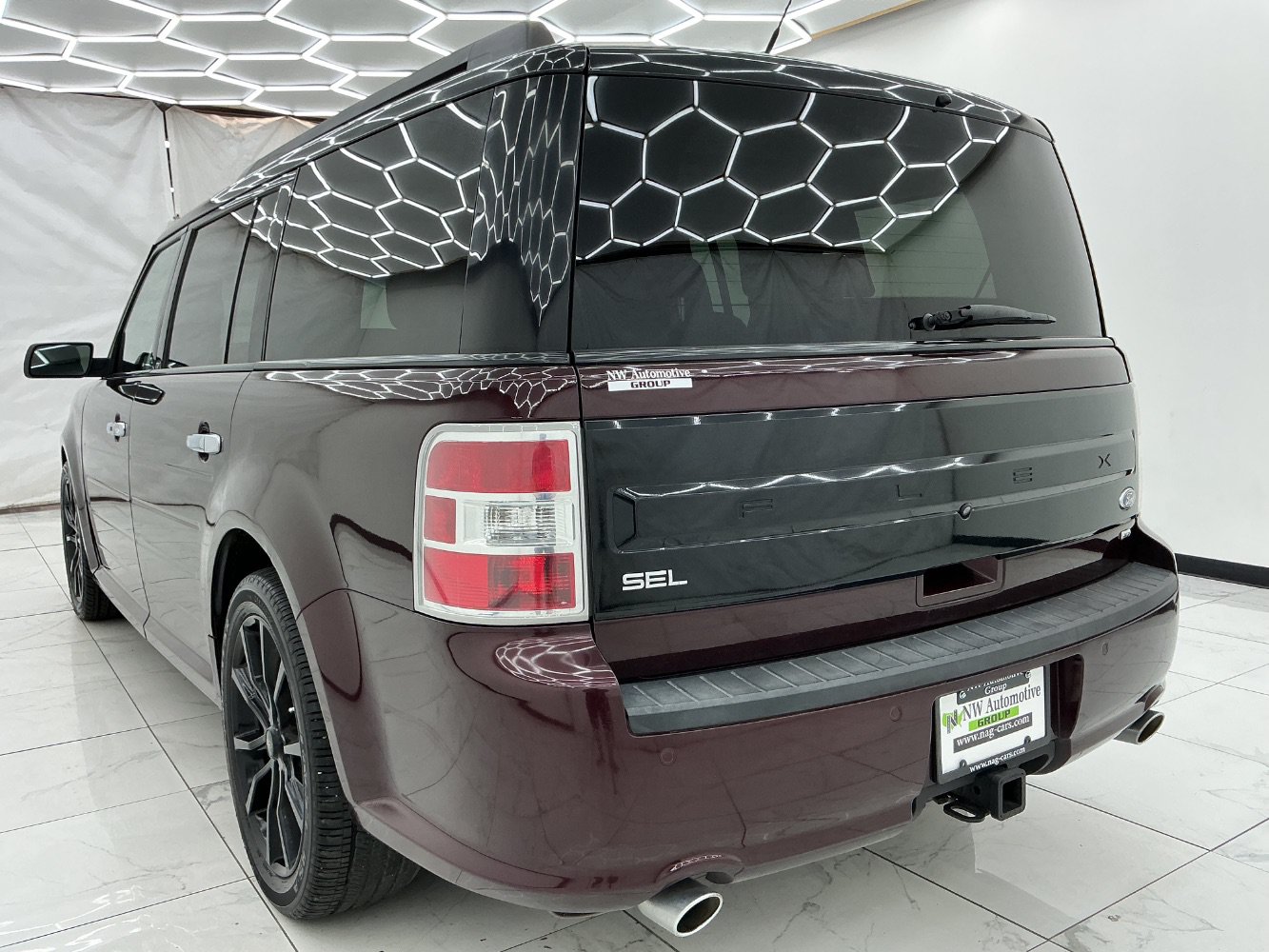 Used 2018 Ford Flex SEL w/ Equipment Group 202A AWD/4WD image 9