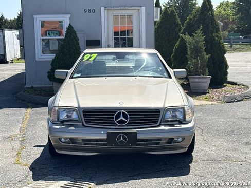 Used 1997 Mercedes-Benz SL 500 image 2
