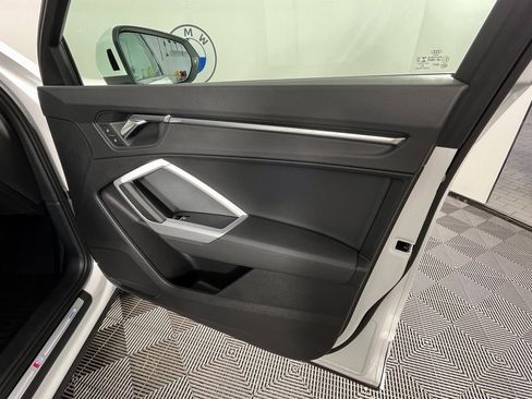 Used 2021 Audi Q3 2.0T Premium w/ Convenience Package image 23