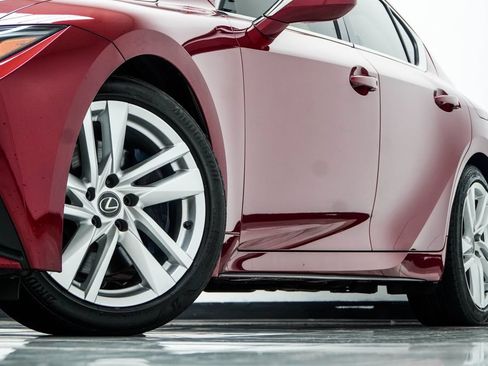 Used 2023 Lexus IS 300 w/ Comfort Package RWD image 3