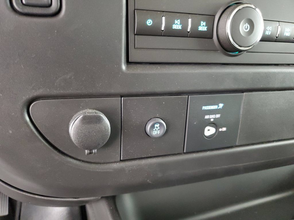 New 2026 Chevrolet Express 3500 w/ Power Convenience Package RWD image 23