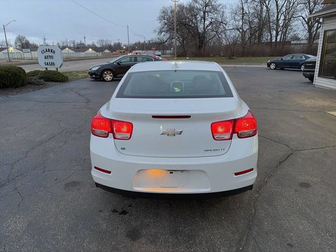 Used 2015 Chevrolet Malibu LT image 3