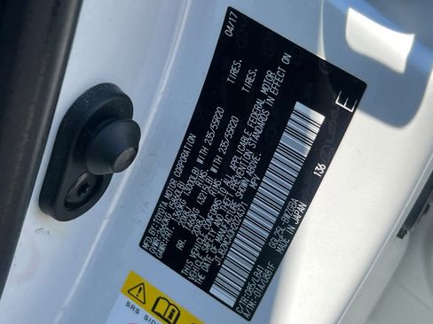 Used 2017 Lexus RX 350 AWD w/ Premium Package image 35