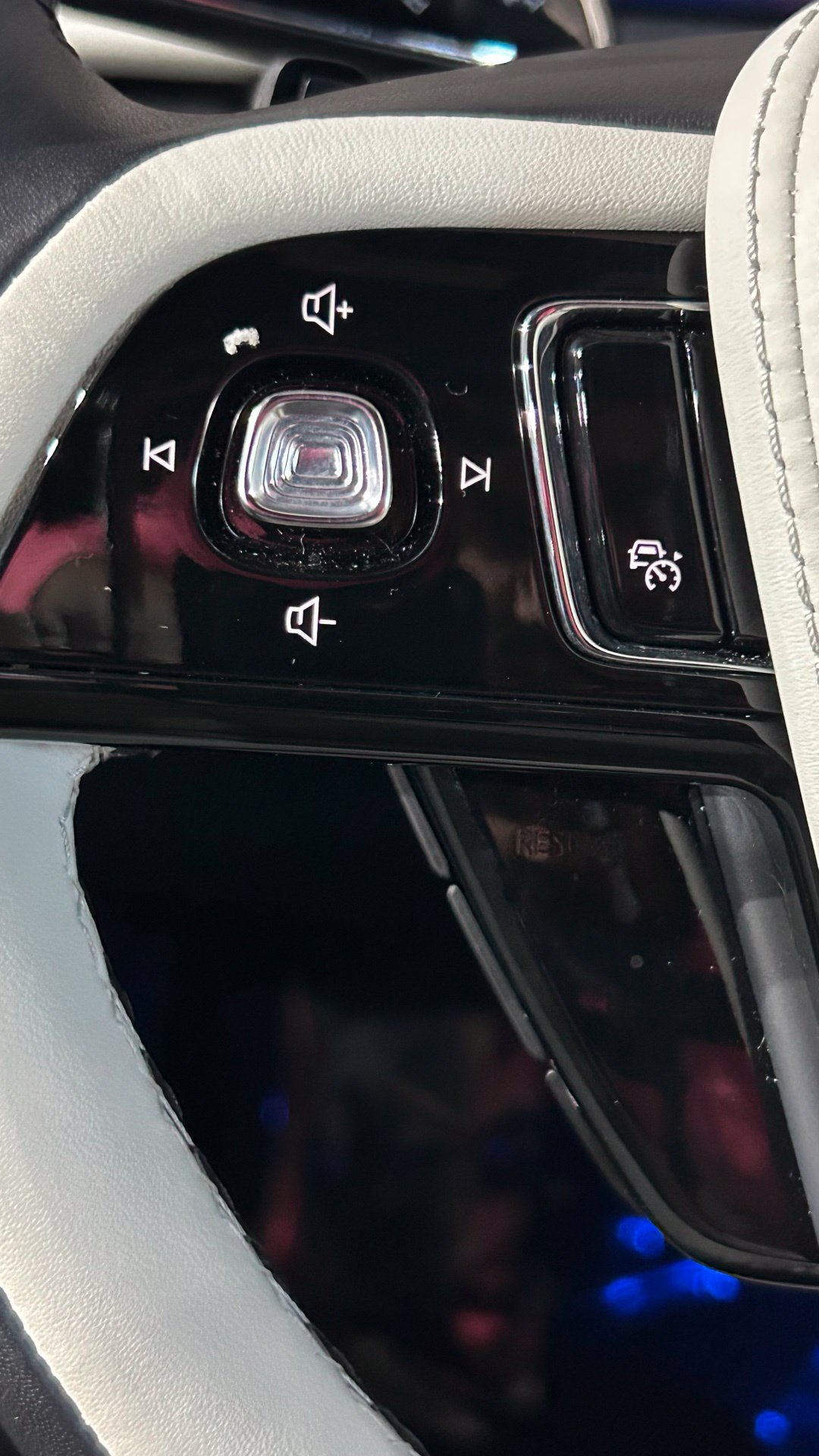 Used 2026 Lincoln Aviator Black Label AWD/4WD image 77