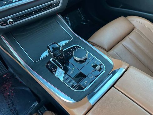 Used 2020 BMW X7 xDrive40i w/ Premium Package AWD/4WD image 53