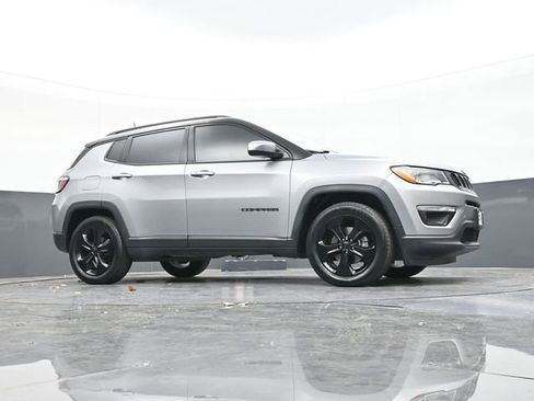 Used 2019 Jeep Compass Altitude image 47
