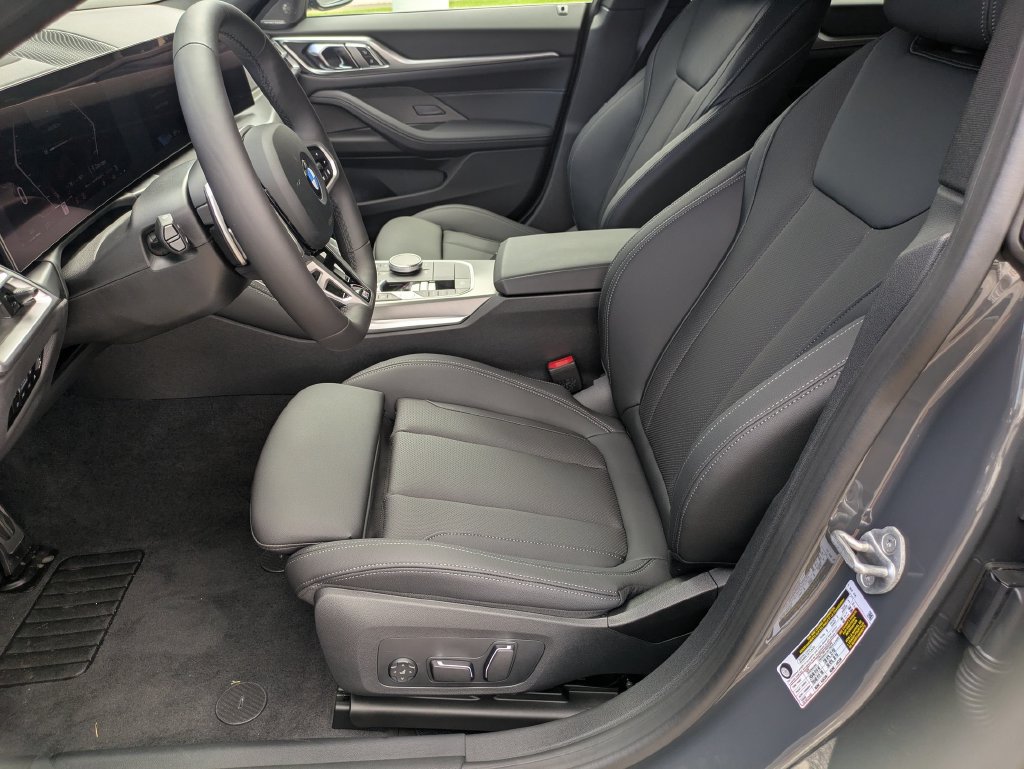 New 2026 BMW 430i w/ M Sport Package RWD image 11
