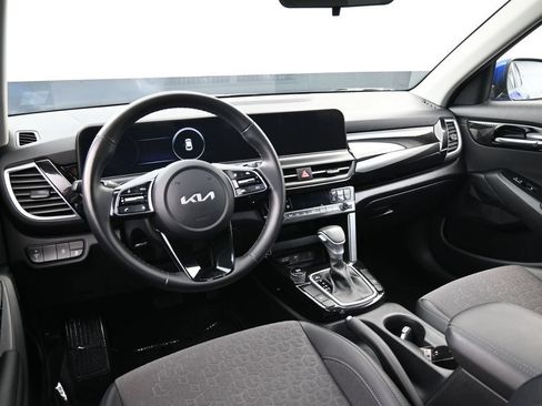 Certified 2024 Kia Seltos S FWD image 11