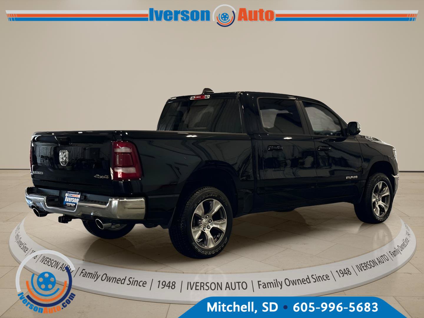 Used 2023 RAM 1500 Laramie AWD/4WD image 7