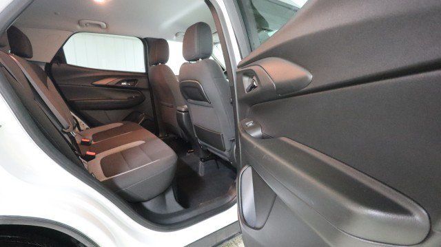 Used 2026 Chevrolet TrailBlazer LT w/ LT Cold Weather Package AWD/4WD image 11