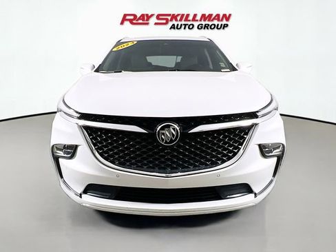 Used 2023 Buick Enclave Avenir w/ Avenir Technology Package AWD/4WD image 2