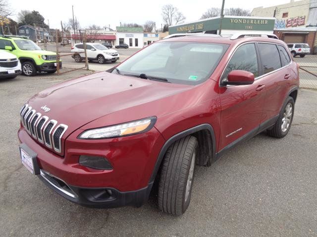 Used 2017 Jeep Cherokee Limited AWD/4WD image 27