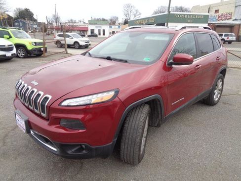 Used 2017 Jeep Cherokee Limited image 27