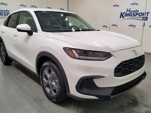 New 2026 Honda HR-V LX image 2