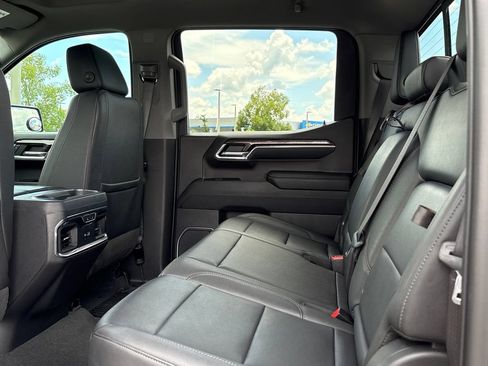 Used 2023 Chevrolet Silverado 1500 LTZ w/ LTZ Convenience Package II AWD/4WD image 7