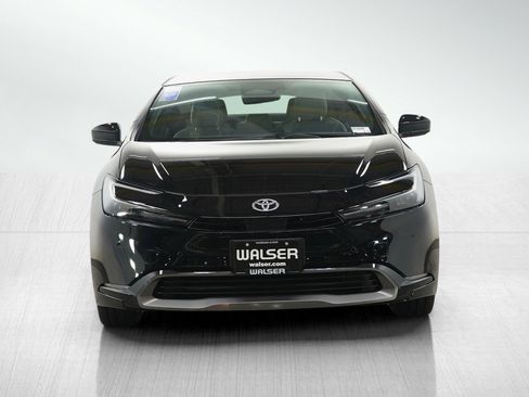 Used 2024 Toyota Prius Limited image 8