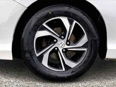 Used 2017 Honda Accord LX image 8