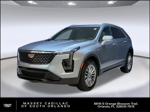Certified 2025 Cadillac XT4 Premium Luxury image 1