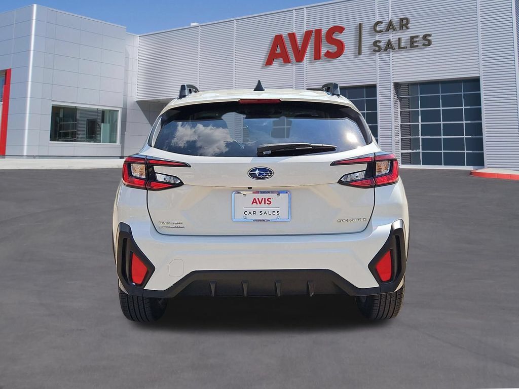 Used 2025 Subaru Crosstrek 2.5i Premium AWD/4WD image 7