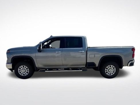 Used 2024 Chevrolet Silverado 2500 LTZ w/ LTZ Plus Package AWD/4WD image 8