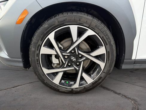 Certified 2022 Hyundai Kona Limited image 14