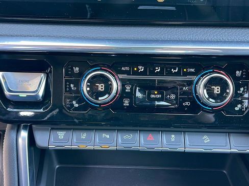 New 2026 GMC Sierra 2500 Denali image 24