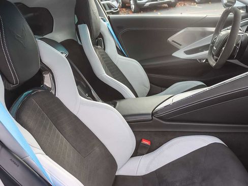 Used 2024 Chevrolet Corvette Stingray Premium Cpe w/ 3LT image 15