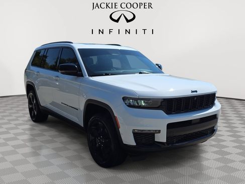 Used 2024 Jeep Grand Cherokee L Limited w/ Luxury Tech Group II AWD/4WD image 3