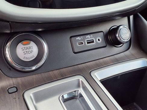 Used 2023 Nissan Murano Platinum w/ Cargo Package FWD image 31