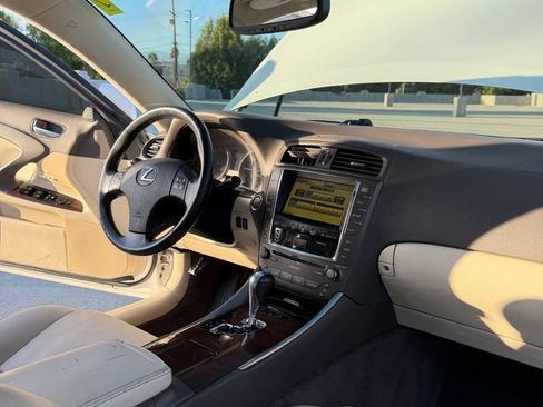 Used 2010 Lexus IS 350 w/ Luxury Plus Value Edition RWD image 15