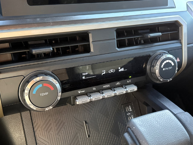 Used 2026 Toyota Tacoma SR5 AWD/4WD image 24
