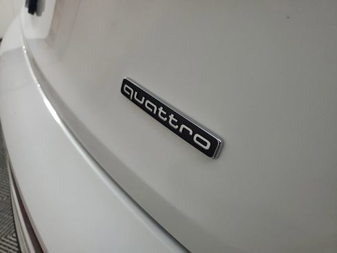 Used 2025 Audi Q5 2.0T Premium AWD/4WD image 7
