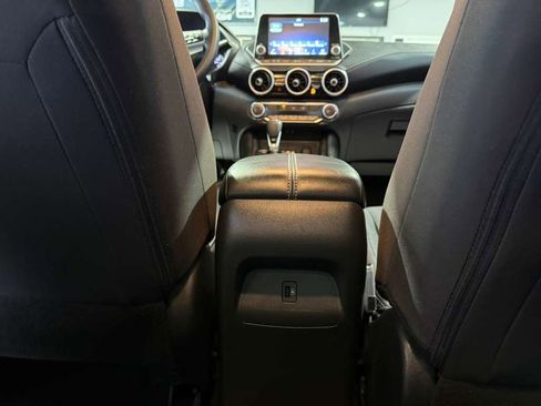Used 2025 Nissan Sentra SV image 37