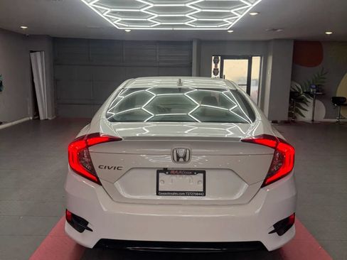 Used 2017 Honda Civic EX-T image 6