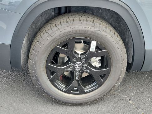 New 2026 Volkswagen Atlas Peak Edition image 35