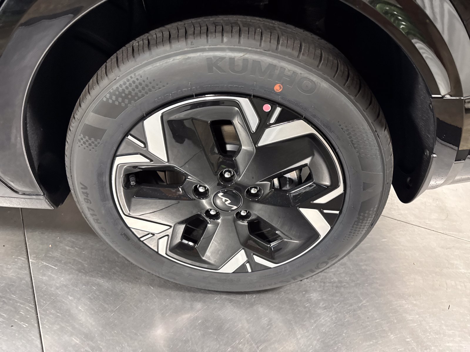 New 2026 Kia Niro Wave w/ Wave Preserve Package FWD image 6