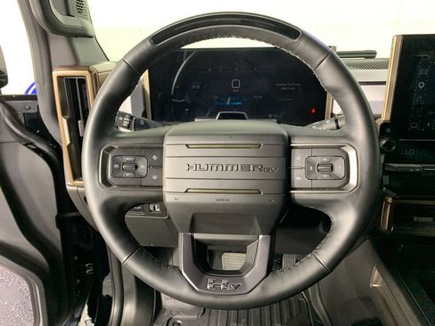 Used 2025 GMC Hummer EV 2X AWD/4WD image 21